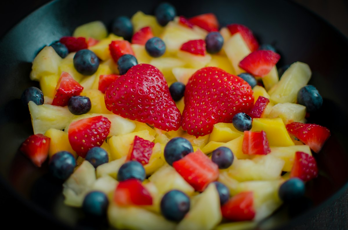 Oatmeal dengan Buah Segar